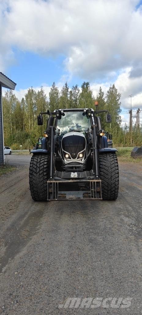 Valtra N 154 A Трактори