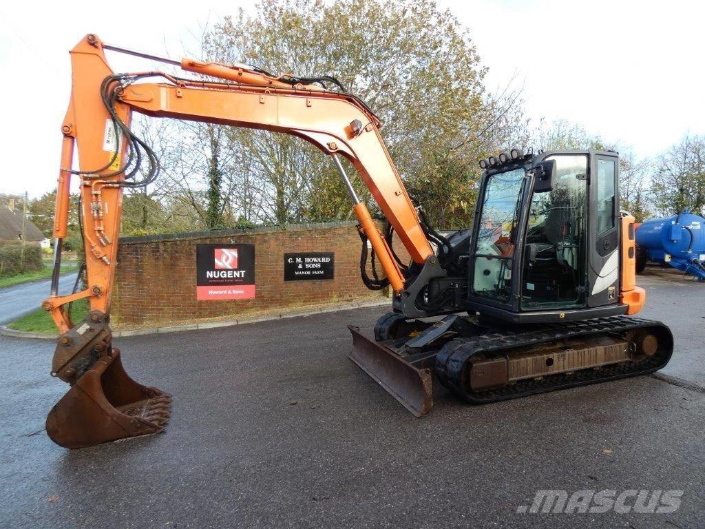 Hitachi 85 Zaxis USB Середні екскаватори 7т. - 12т.