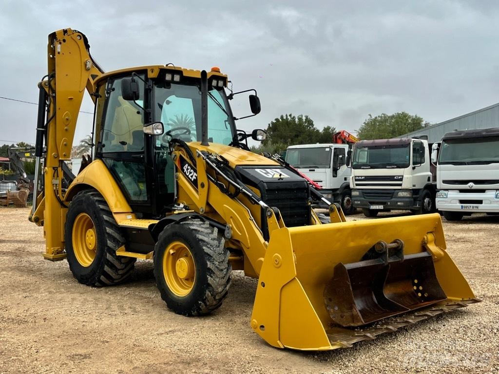 CAT 432 F Екскаватори-навантажувачі