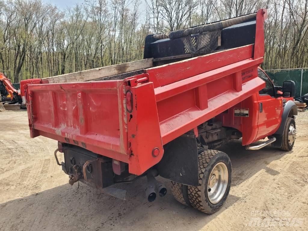 Ford f550 Пікапи / Бічне розвантаження
