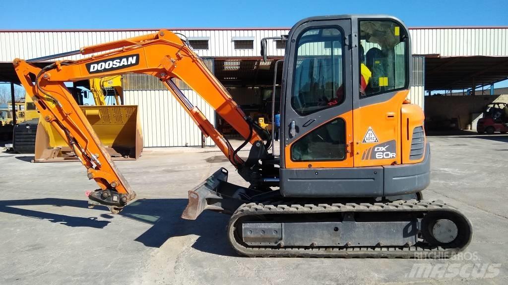 Doosan DX 60 R Міні-екскаватори < 7т