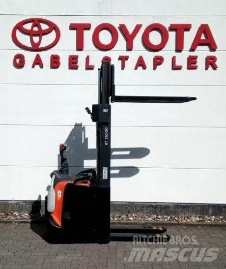 Toyota SPE140L Ручний візок