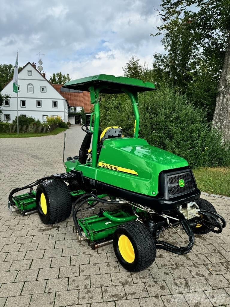 John Deere 8700 A Косарки фарватера