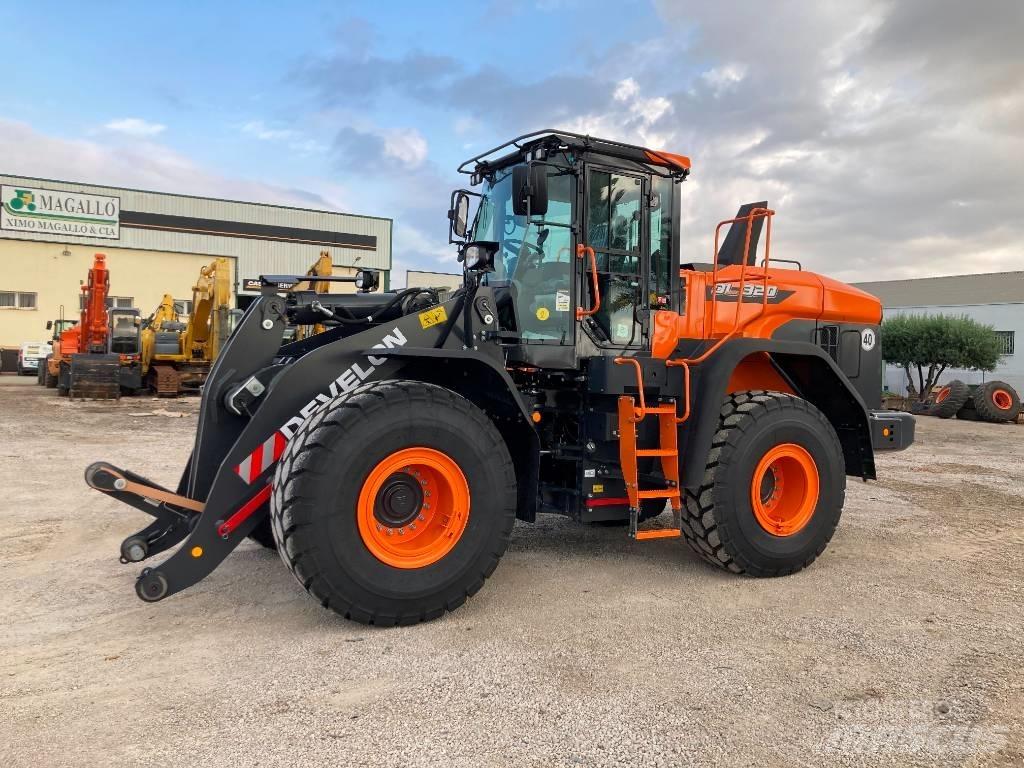 Develon DL 320-7 Фронтальні навантажувачі