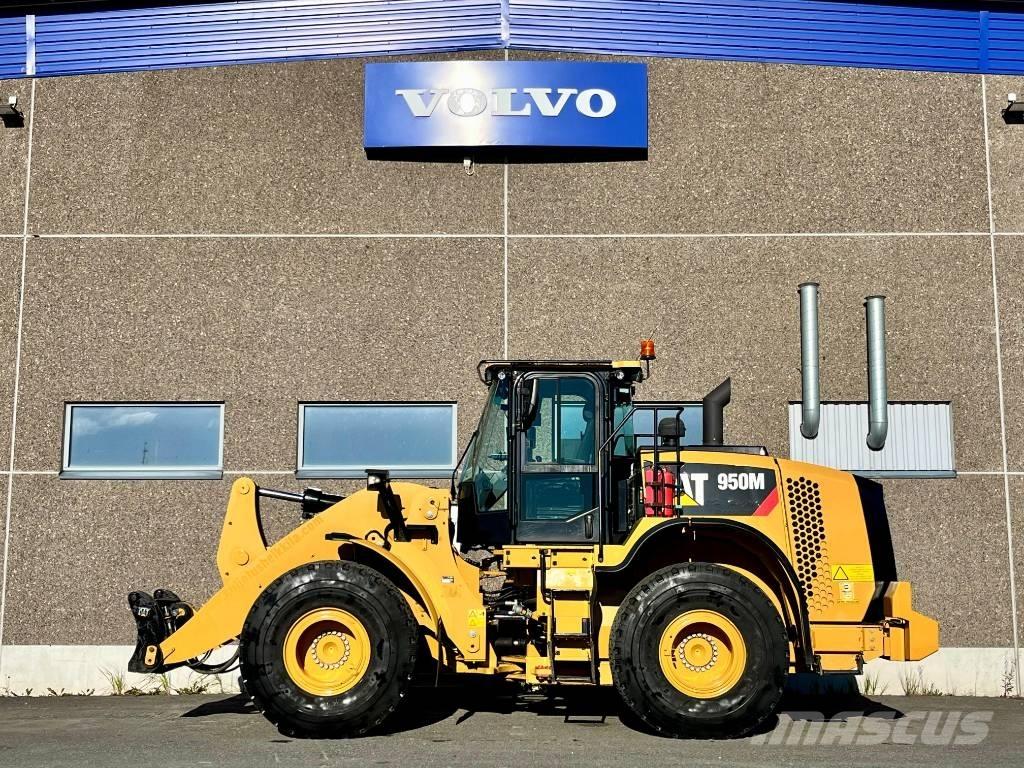 CAT 950 M Фронтальні навантажувачі