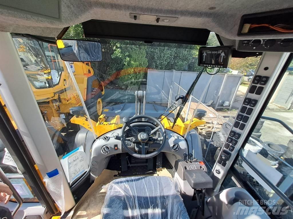 Volvo L90H Фронтальні навантажувачі