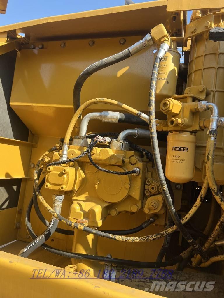 CAT 320C Гусеничні екскаватори