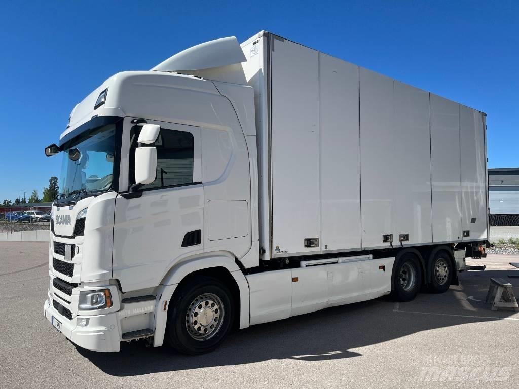 Scania R450B6X2*4NB Рефрижератори