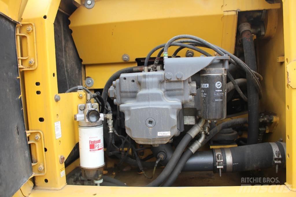 Komatsu PC 240 LC-8 Гусеничні екскаватори