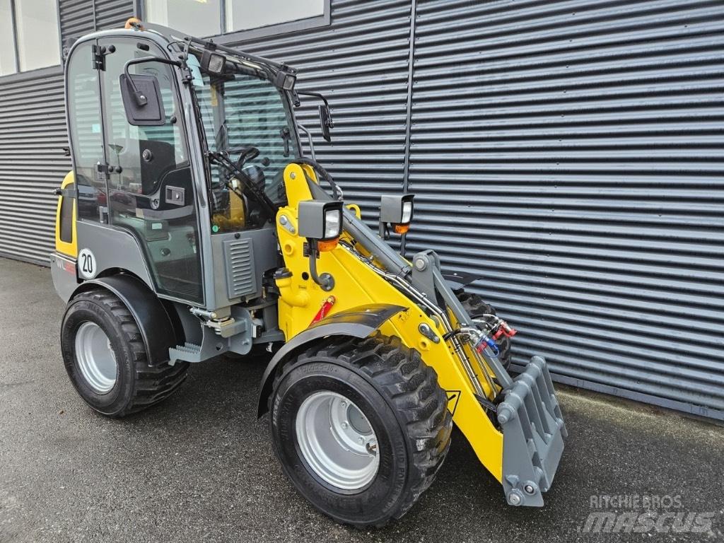 Wacker Neuson WL 25 Малі навантажувачі