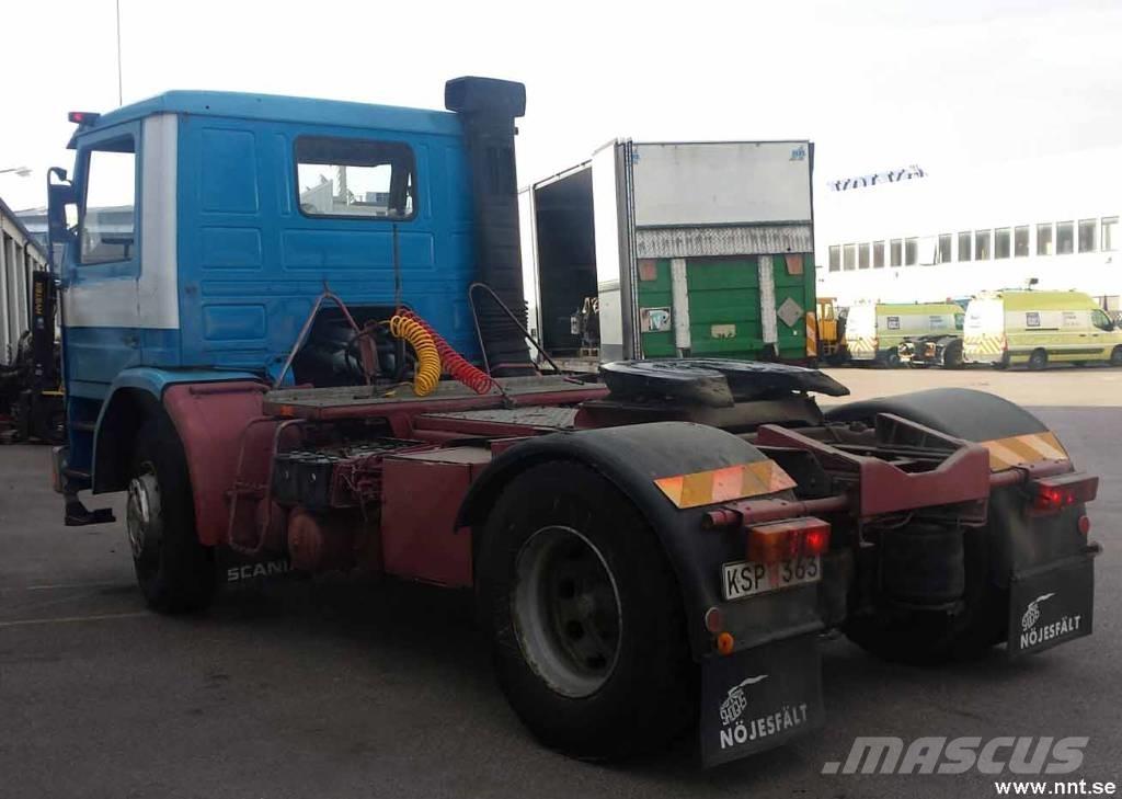 Scania P 82 M Тягачі