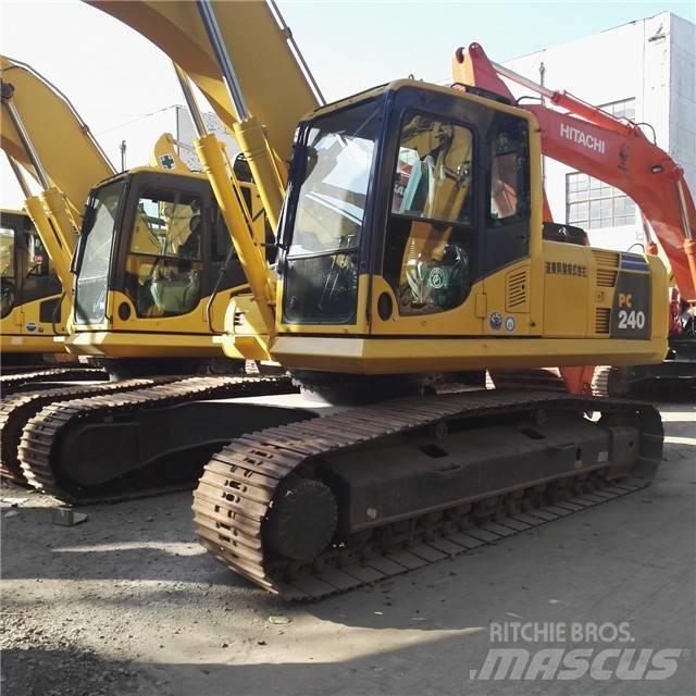 Komatsu PC 240 Гусеничні екскаватори
