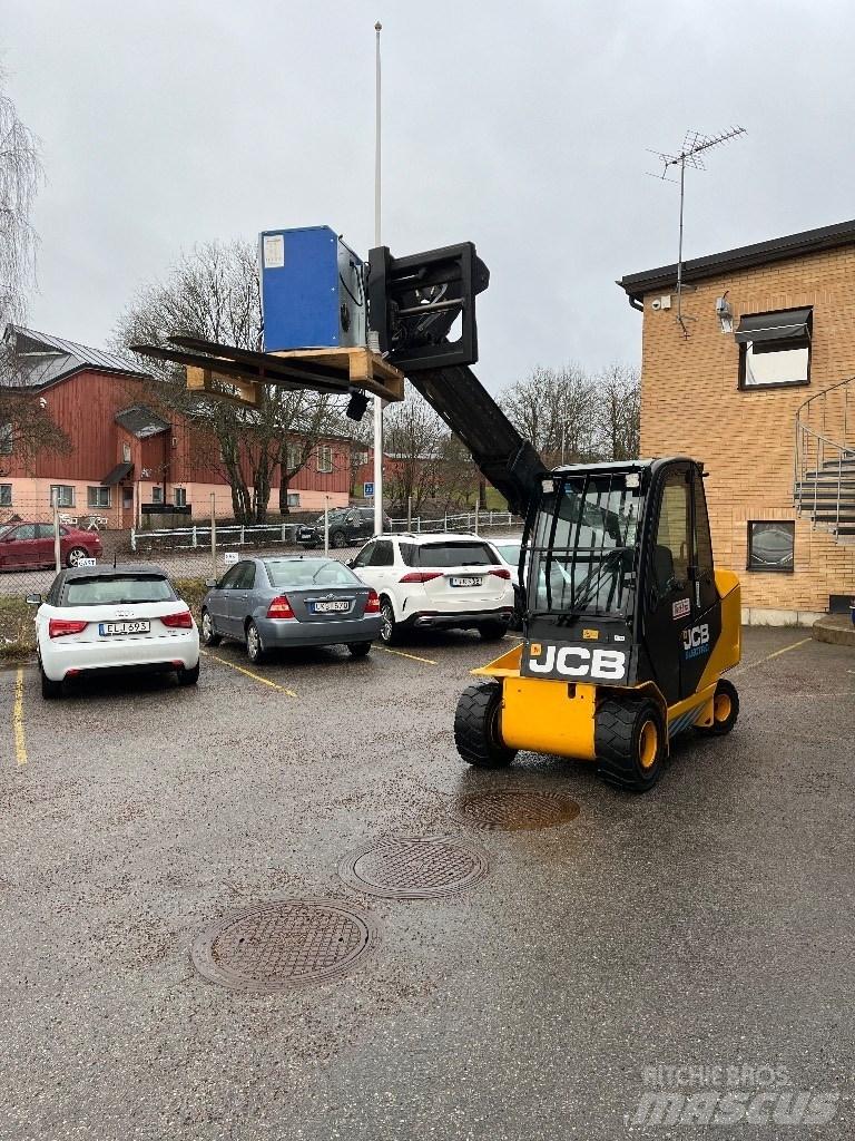 JCB TLT30-19E Електронавантажувачі