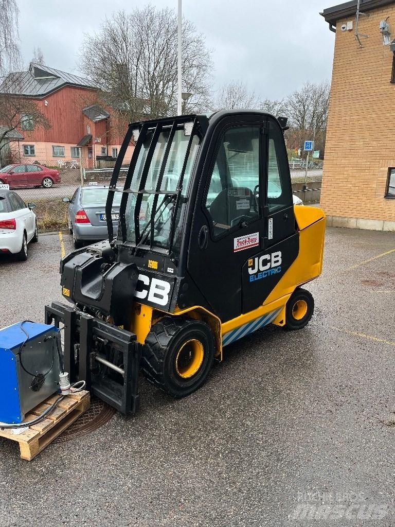 JCB TLT30-19E Електронавантажувачі