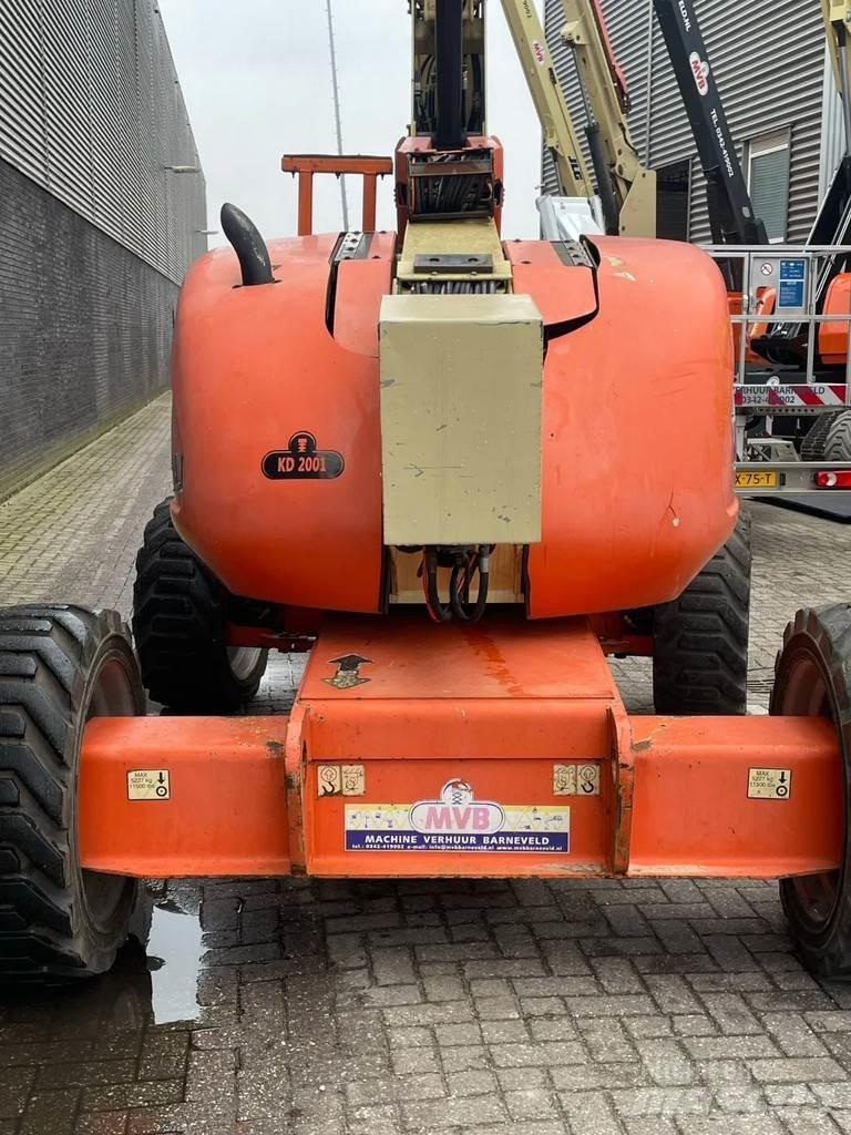 JLG 600AJ Телескопічні підйомники