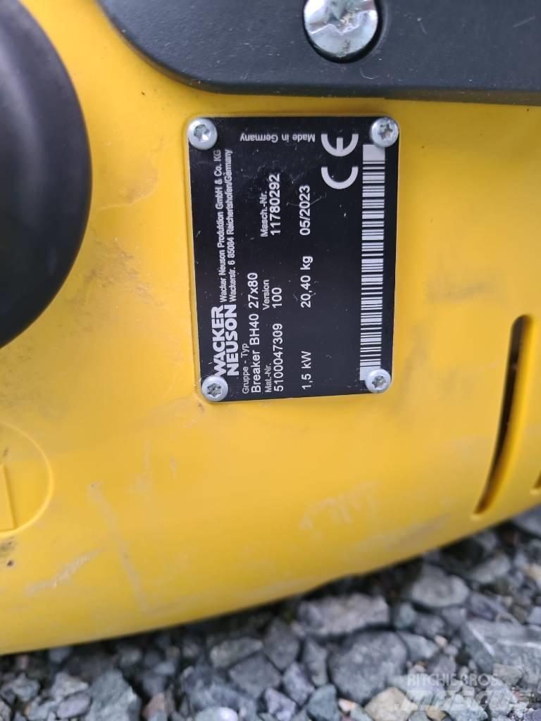 Wacker Neuson BH40 Плуги