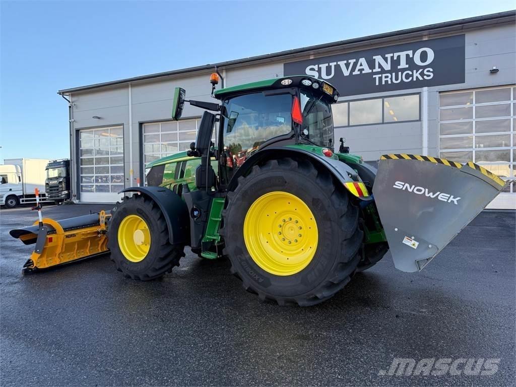 John Deere 6R 250 Трактори