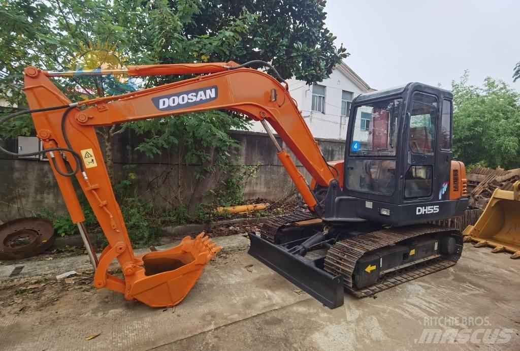 Doosan DH55 Гусеничні екскаватори