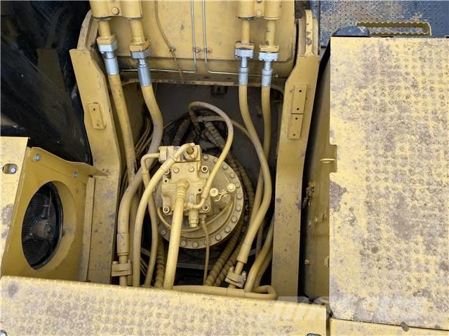 CAT 336D2 Гусеничні екскаватори