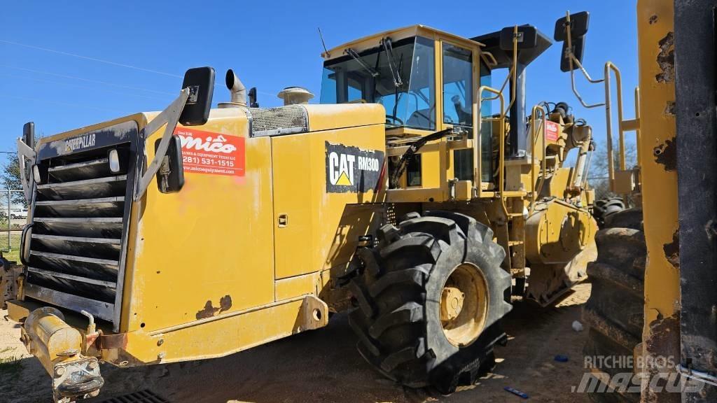CAT RM 300 Ресайклери