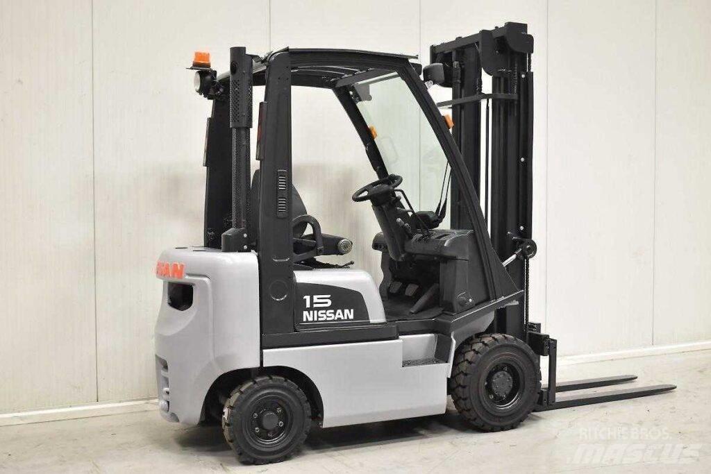Nissan FD01A18Q Дизельні навантажувачі