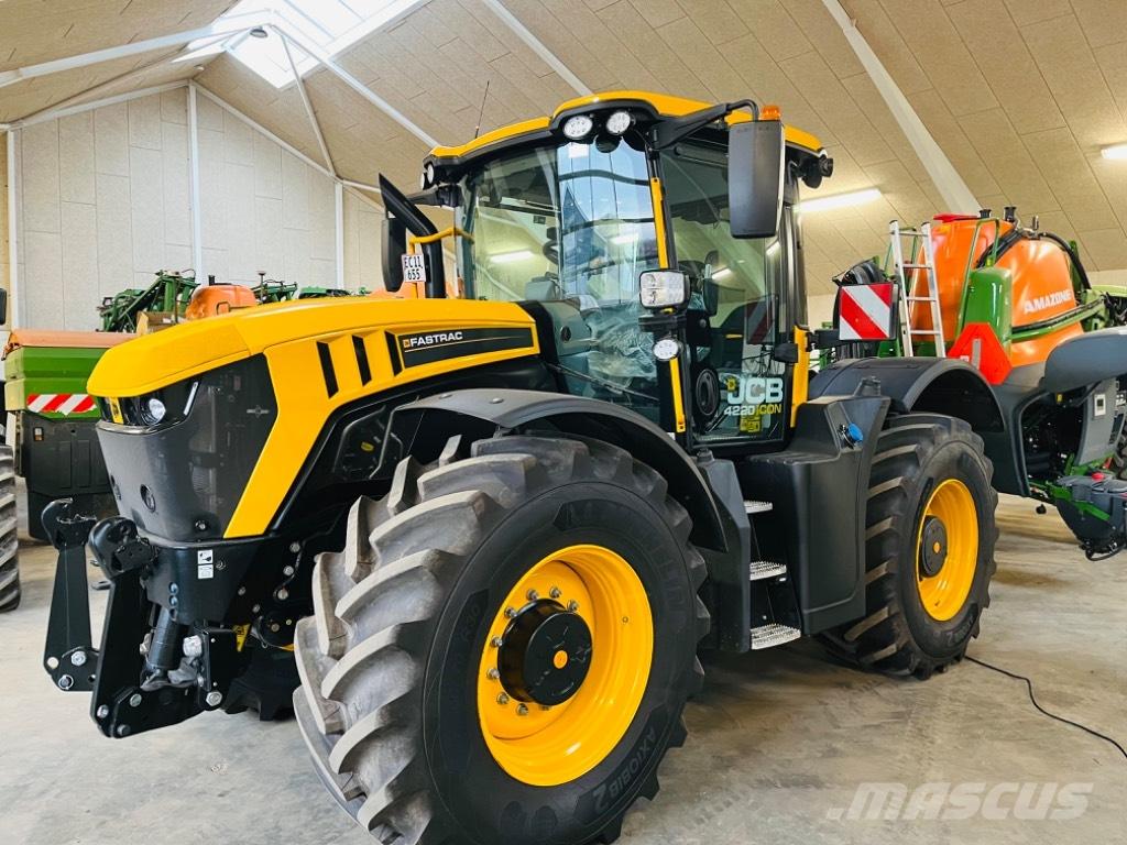 JCB 4220 I Con Трактори