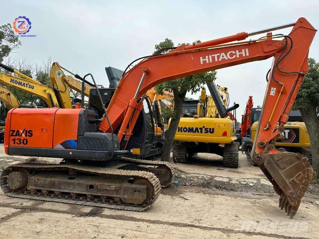 Hitachi ZX 130-5A Гусеничні екскаватори