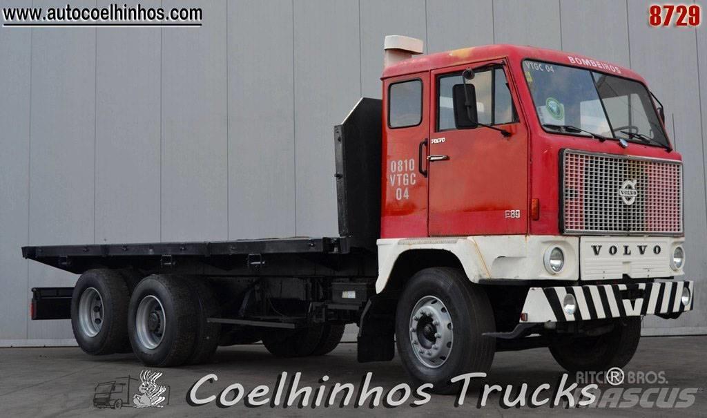 Volvo F89-42 (6x2) Вантажівки-платформи/бокове розвантаження