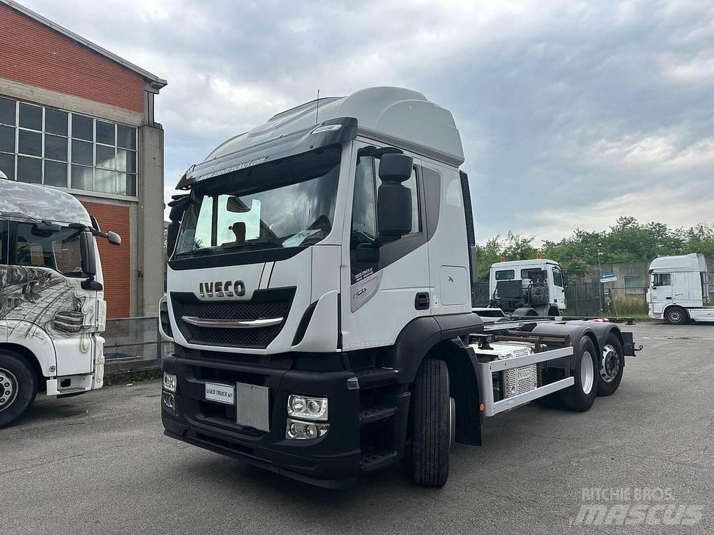 Iveco Stralis 460 Шасі з кабіною