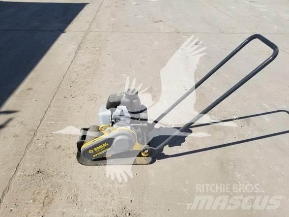 Bomag BVP10/30 Причепні віброкатки