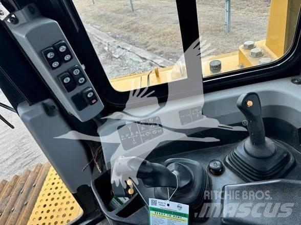 CAT D6T LGP Гусеничні бульдозери