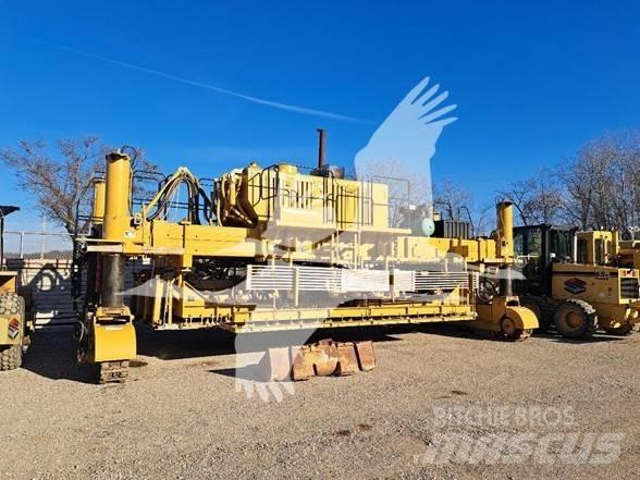 CMI SF3002 Бетоноукладачі