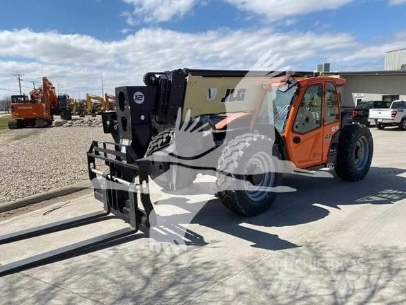 JLG 1255 Телескопічні навантажувачі