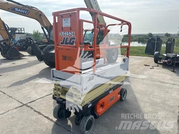 JLG 1930ES Підйомники-ножиці