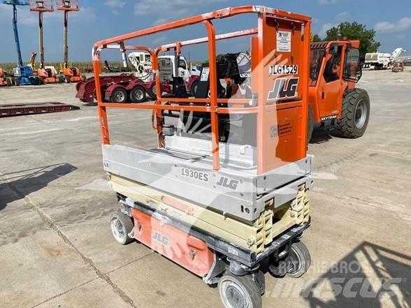 JLG 1930ES Підйомники-ножиці