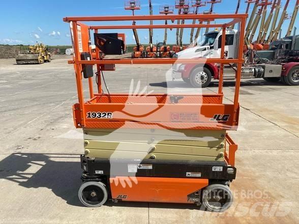 JLG 1932R Підйомники-ножиці