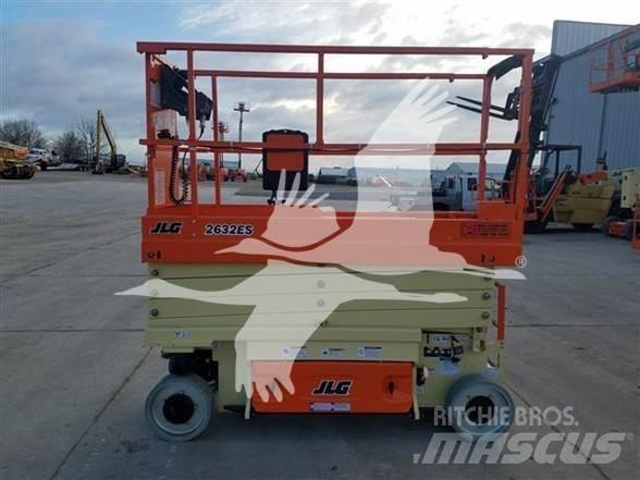 JLG 2632ES Підйомники-ножиці