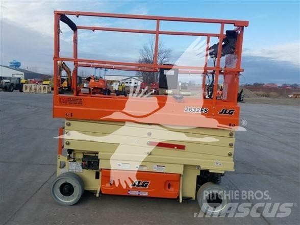 JLG 2632ES Підйомники-ножиці