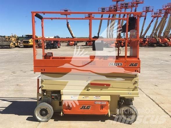 JLG 2632ES Підйомники-ножиці