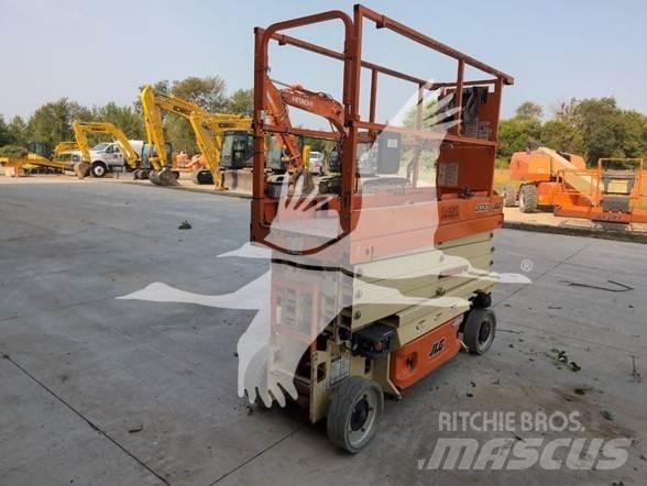 JLG 2632ES Підйомники-ножиці