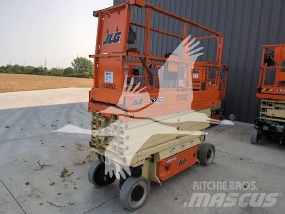 JLG 2632ES Підйомники-ножиці