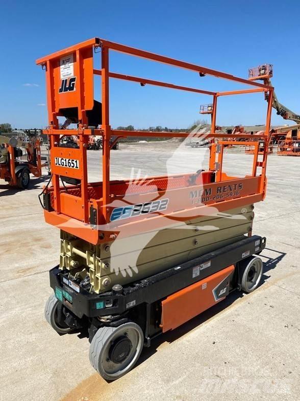 JLG 2632ES Підйомники-ножиці