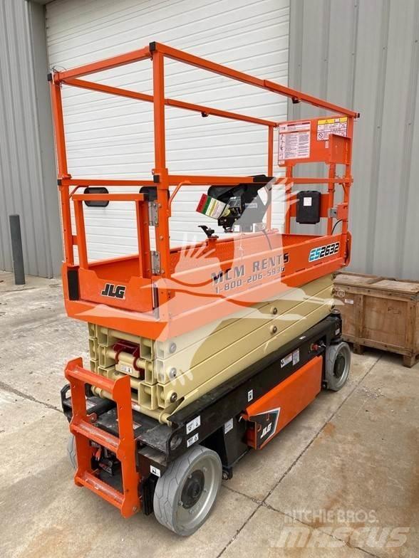 JLG 2632ES Підйомники-ножиці