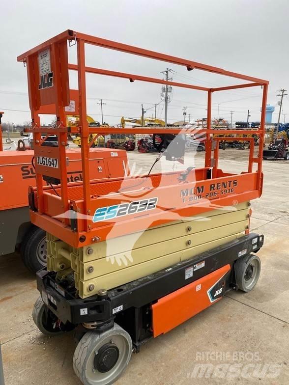 JLG 2632ES Підйомники-ножиці