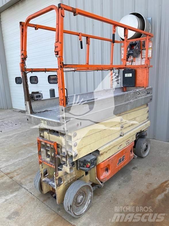 JLG 2632ES Підйомники-ножиці