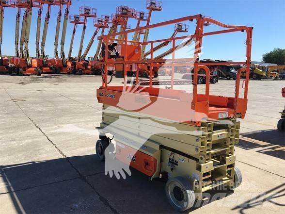JLG 2646ES Підйомники-ножиці