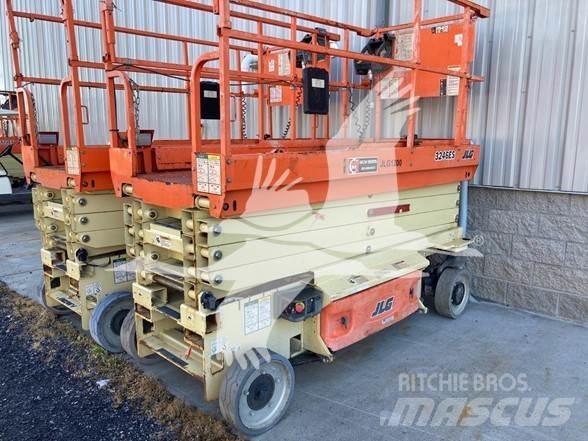 JLG 3246ES Підйомники-ножиці
