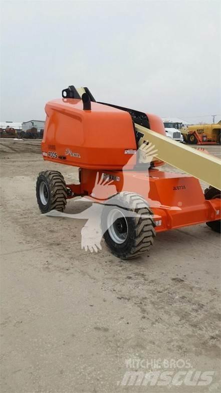 JLG 400S Телескопічні підйомники