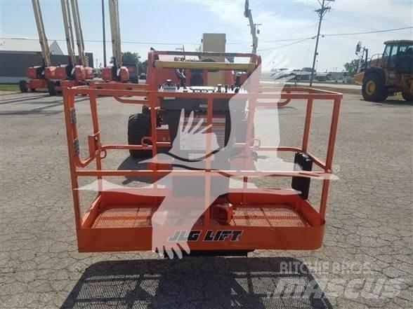 JLG 450AJ Колінчаті підйомники