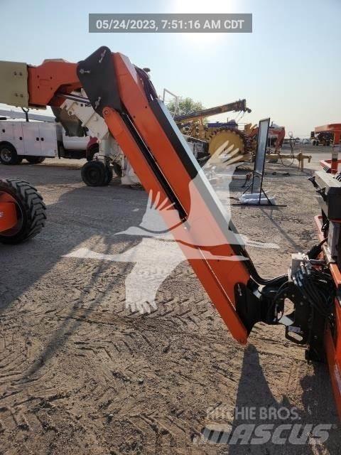 JLG 600AJ Колінчаті підйомники